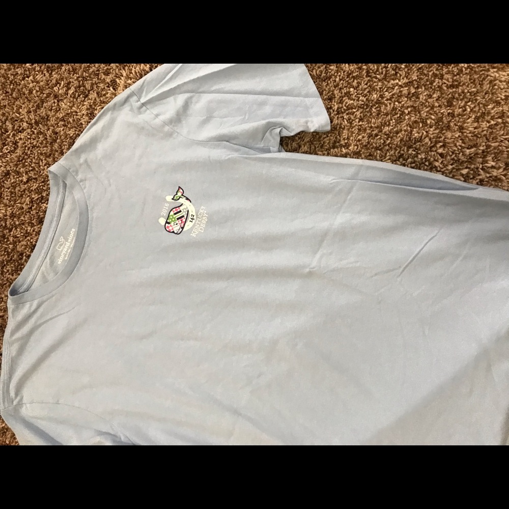 Vineyard Vines tee